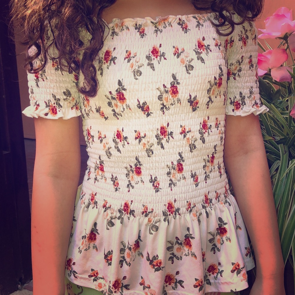 Cute flower shirt for any occasion